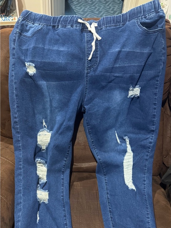 SHEIN Denim - SHEIN Distressed Dark Blue Skinny Jeans